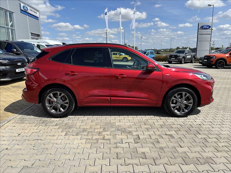 Ford Kuga 2,0 EcoBlue ST-Line X AWD AUT - fotka 5 z 50