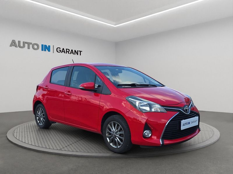 Toyota Yaris (2017) 1.33 Dual VVT-i 73kw, serv.kn. - fotka 3 z 20