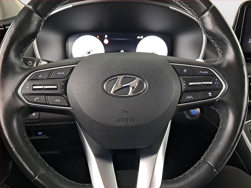 Hyundai Santa Fe (2021) 2.2 CRDi - fotka 20 z 26