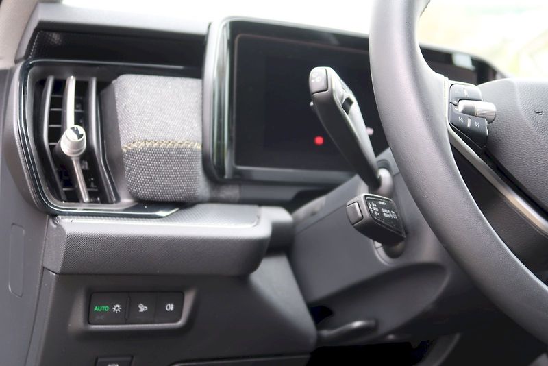 Škoda Kodiaq (2024) Selection 2,0 TDI/110 kW DSG - fotka 8 z 32