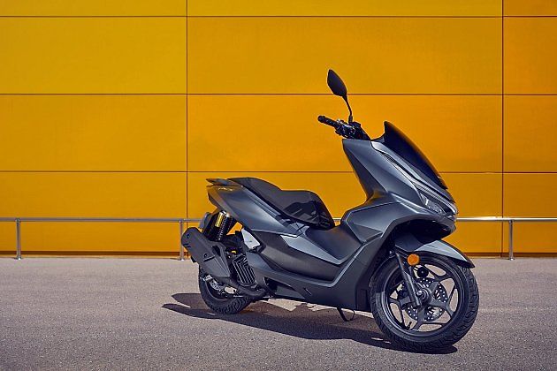 Mezi malými městskými skútry je už pár let bestsellerem Honda PCX., zdroj: se svolením Honda