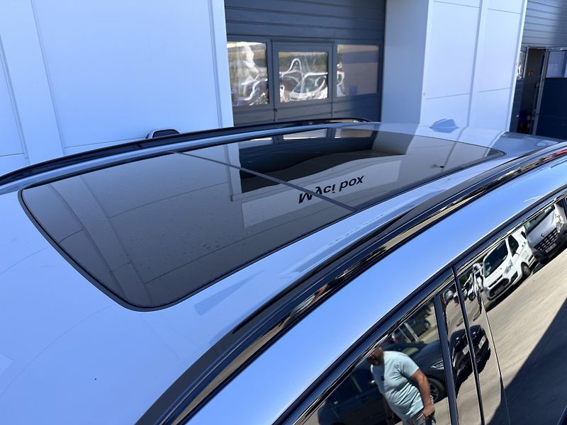BMW X5 M60i xDrive - fotka 30 z 31