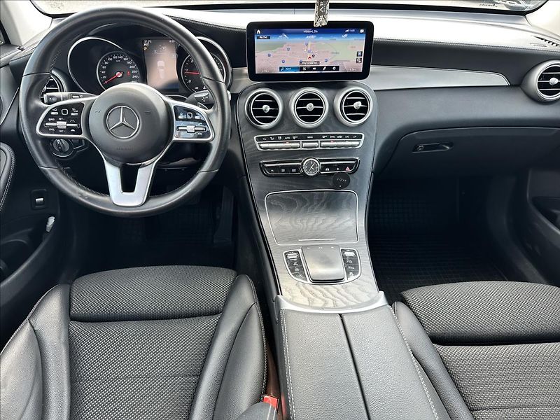 Mercedes-Benz GLC 220d 4MATIC - fotka 9 z 13