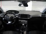 Peugeot 308 (2018) 1.2PT, 1.maj,ČR - náhled 8