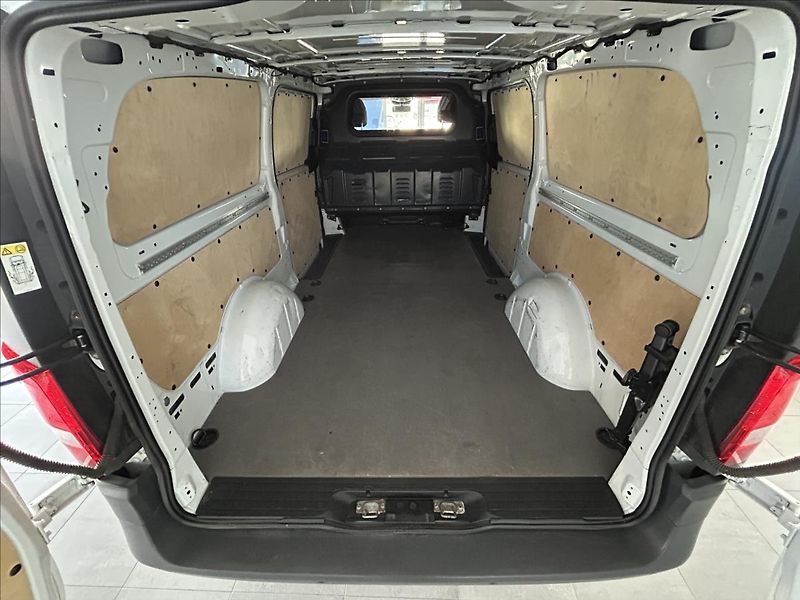 Mercedes-Benz Vito 1,8   114 CDI,1.MAJ,KAMERA,DPH - fotka 25 z 25