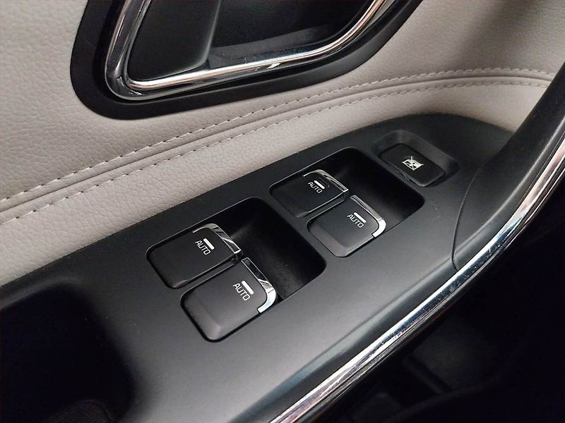 Kia Ceed (2018) 1.6 CRDi, Serv.kniha, Navi - fotka 17 z 22