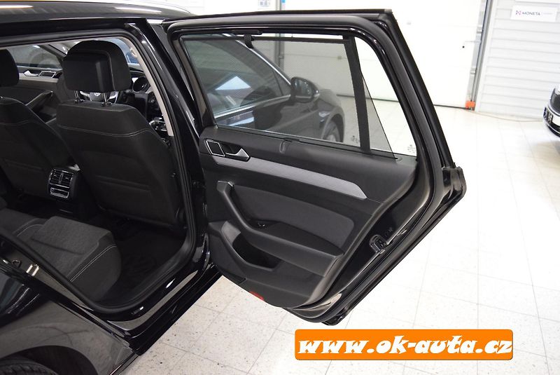 Volkswagen Passat 2.0 TDI BREAK LIFE DSG 2023 - fotka 24 z 52
