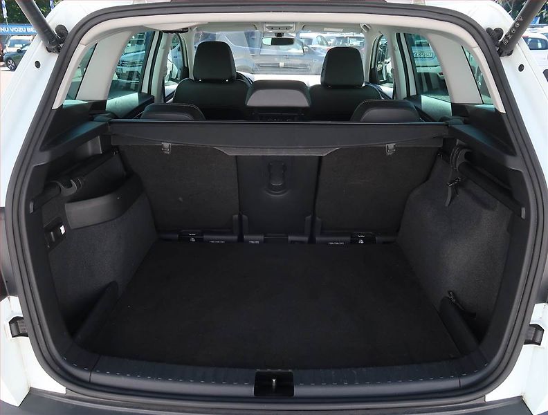 Škoda Karoq (2018) Style 2.0 TDI, 4x4,Style - fotka 14 z 24