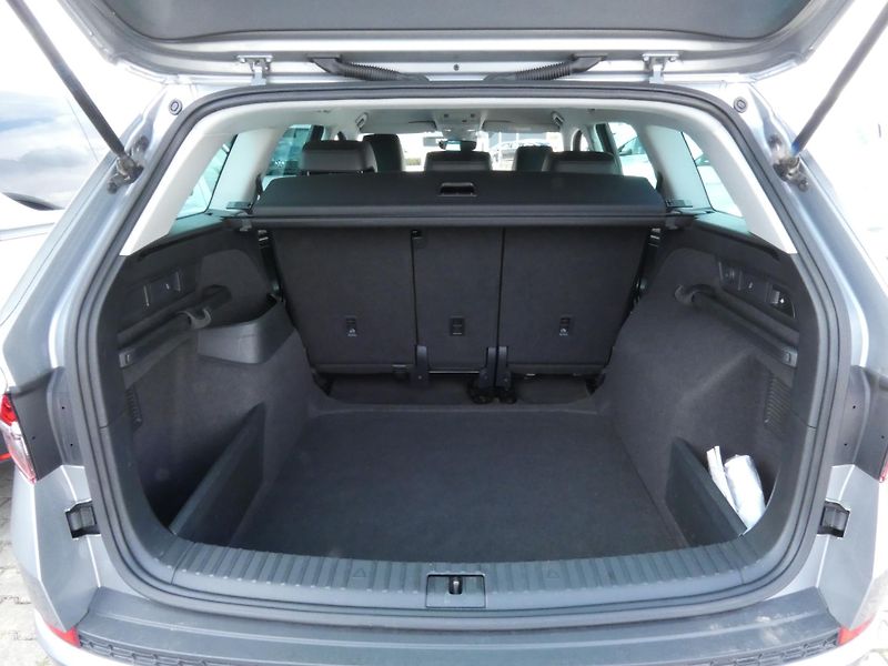 Škoda Kodiaq (2023) Style 2.0 TDI 147KW DSG 4x4 - fotka 15 z 30