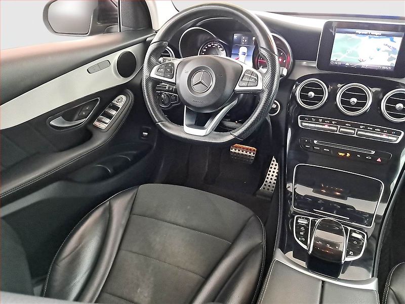 Mercedes-Benz GLC (2017) 220 d 4MATIC - fotka 7 z 23