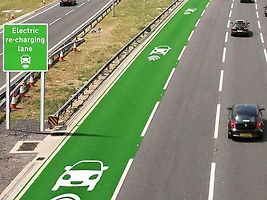 Británie bude testovat silnici, která dobije auto při jízdě.