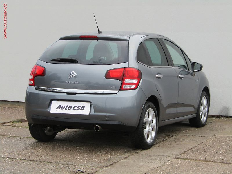 Citroën C3 (2010) 1.6VTi, AC, tempo, park.asist - fotka 6 z 20