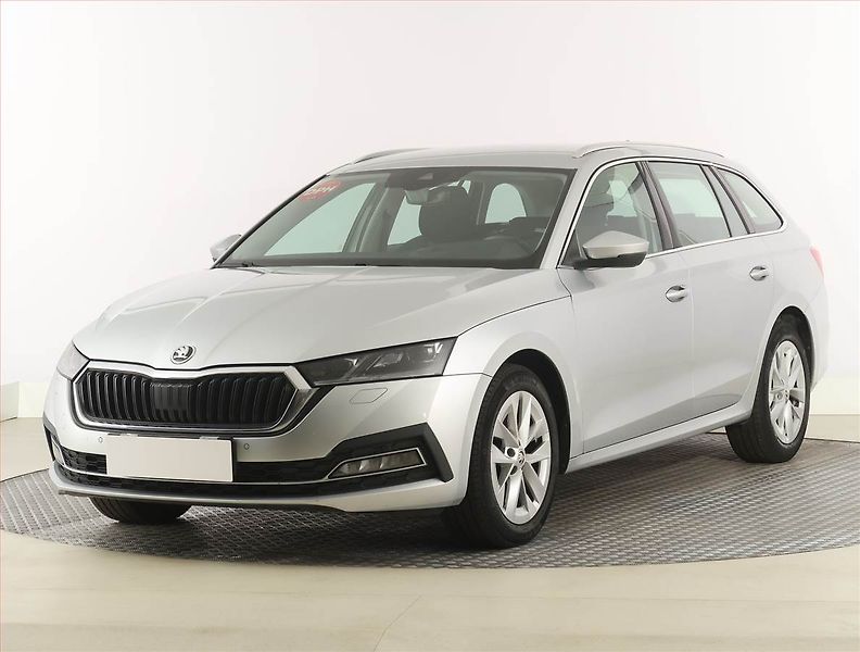 Škoda Octavia (2021) Style 2.0 TDI, Automat - fotka 2 z 31