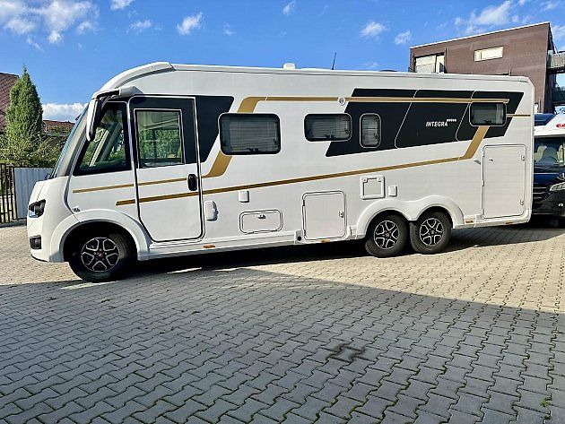 Eura Mobil 760 EF 5500 KG., zdroj: Foto: se svolením Resl group