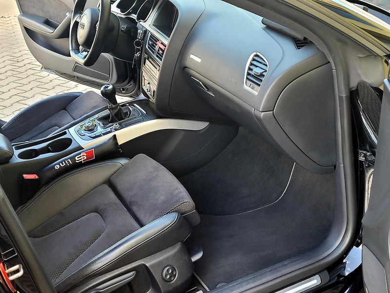 Audi A5 2,0 TFSi S-LINE,SERV.KN.ROZVOD - fotka 27 z 52