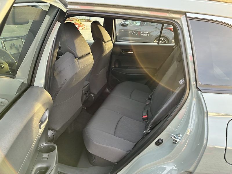 Toyota Corolla Cross 1.8 Hybrid MC25 Style - fotka 25 z 26