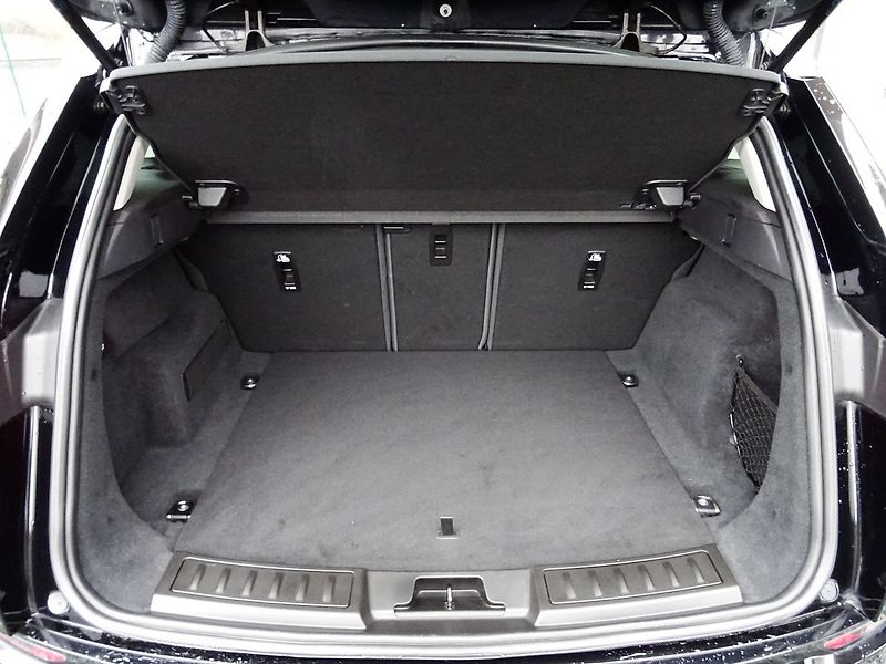 Land Rover Range Rover Evoque 2.0D 150 AWD A/T Kamera - fotka 24 z 31