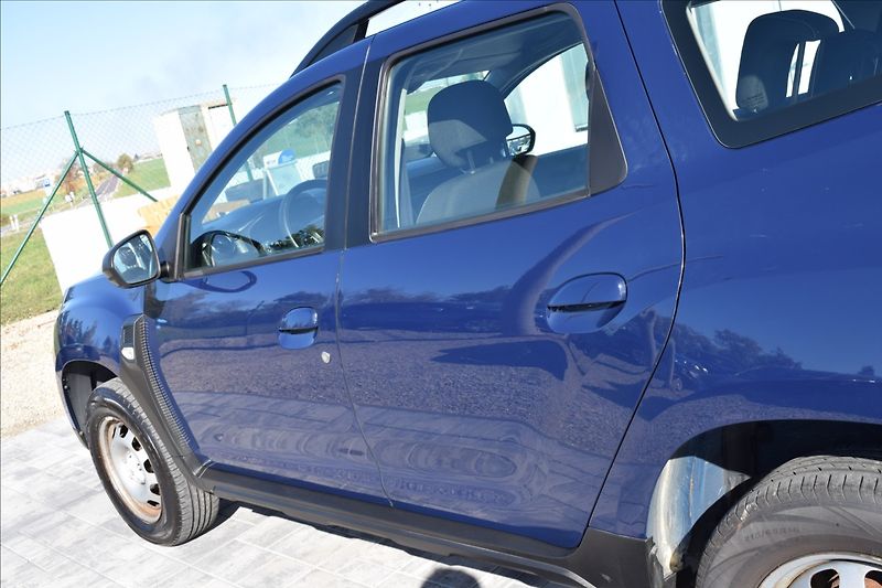 Dacia Duster 1,6 SCe 84KW 1 MAJITEL, TAŽNÉ - fotka 13 z 42