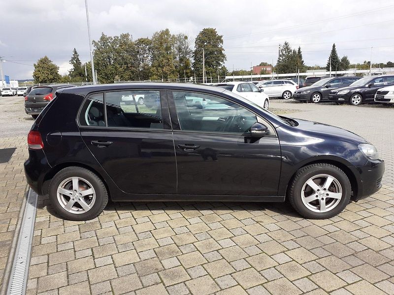 Volkswagen Golf (2011) VI 1.2 TSi - fotka 3 z 28