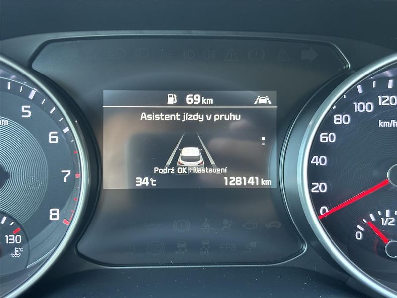 Kia XCeed 1,5 TGDi 118kW TOP ZÁRUKA KŮŽE - fotka 40 z 42