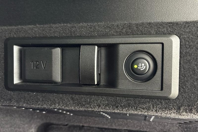BMW X3 xDrive40d - fotka 10 z 25