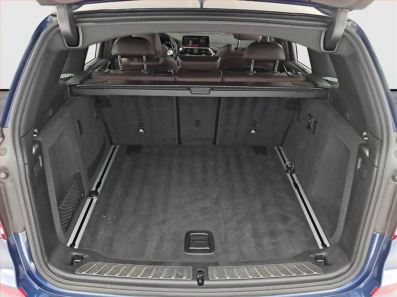 BMW X3 (2018) Luxury line xDrive25d - fotka 14 z 19