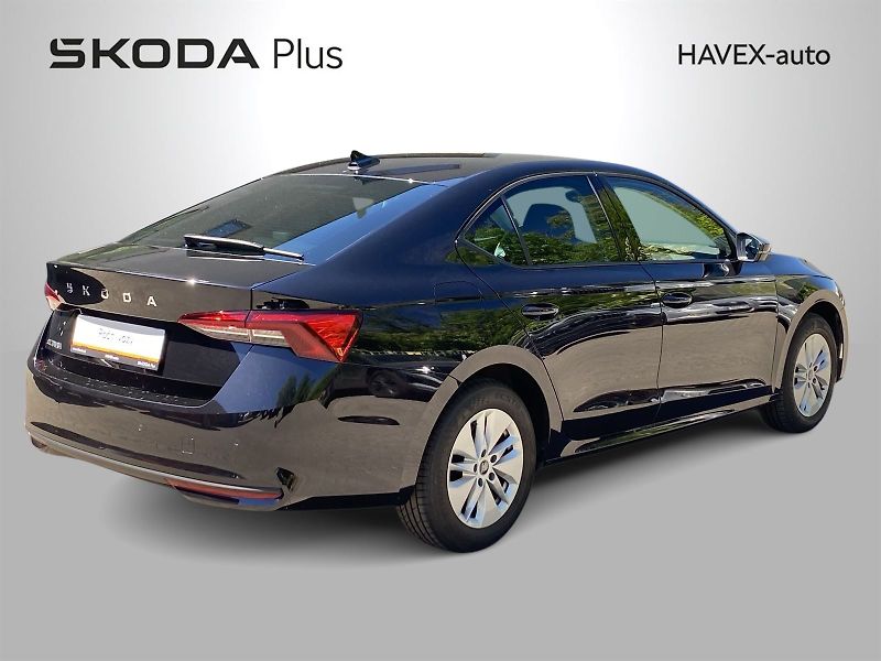 Škoda Octavia (2025) 1.5 TSI Selection - fotka 2 z 32