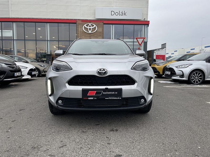 Toyota Yaris Cross 1.5 Hybrid 130k ODBĚR IHNED - fotka 10 z 29