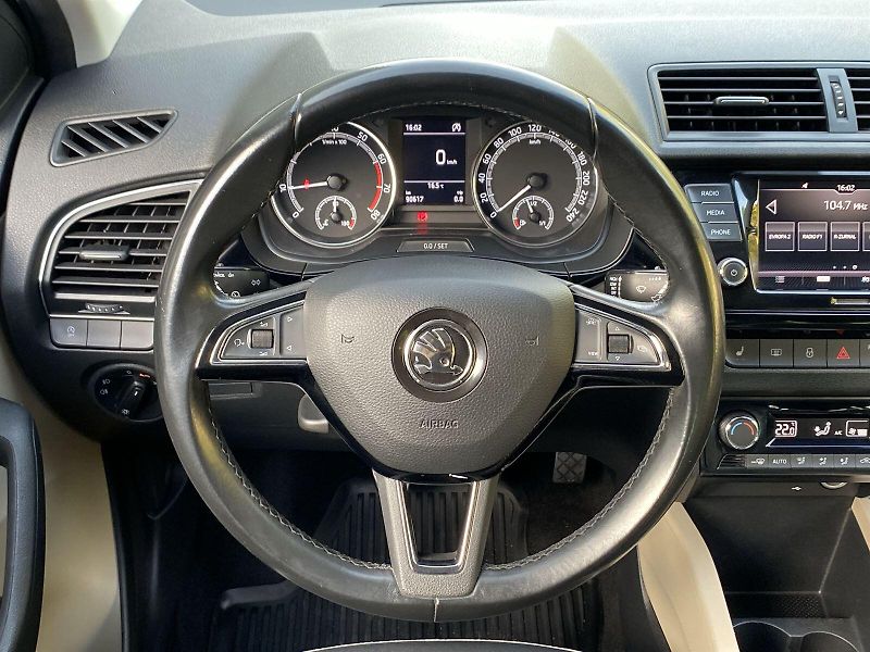 Škoda Fabia (2018) Combi 1.0 TSI Style Plus - fotka 17 z 33
