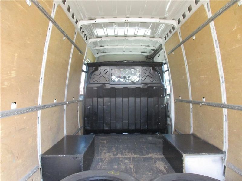 Iveco Daily 2,3 D 35C13, 6míst,klima,DPH, - fotka 13 z 30