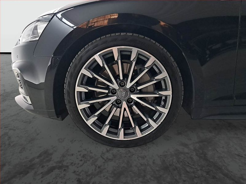 Audi A5 (2017) S-Line 2.0 TFSI - fotka 15 z 26