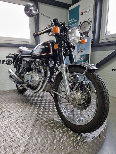 Honda CB 350 F (1973) - fotka 4 z 16