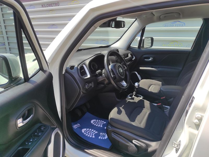 Jeep Renegade 1.4MultiAir, Limited, Tempomat - fotka 10 z 48