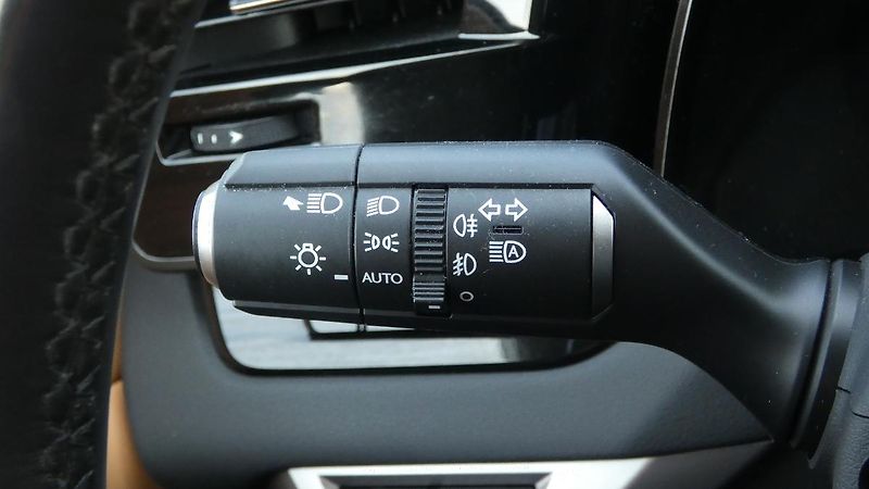 Lexus RX 350h 2.5 HEV 4x4 E-Four e-CVT Execu - fotka 10 z 23