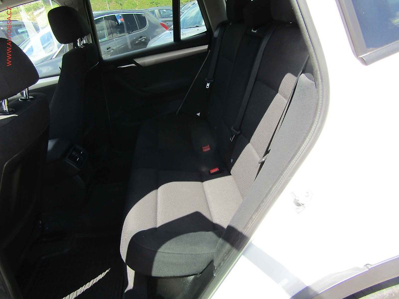 BMW X3 (2014) 2.0D, ČR, AT - fotka 10 z 18