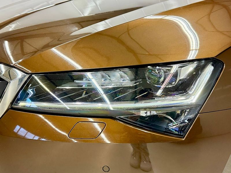 Škoda Superb 2.0TSI 140KW DSG STYLE, ACC, K - fotka 7 z 27