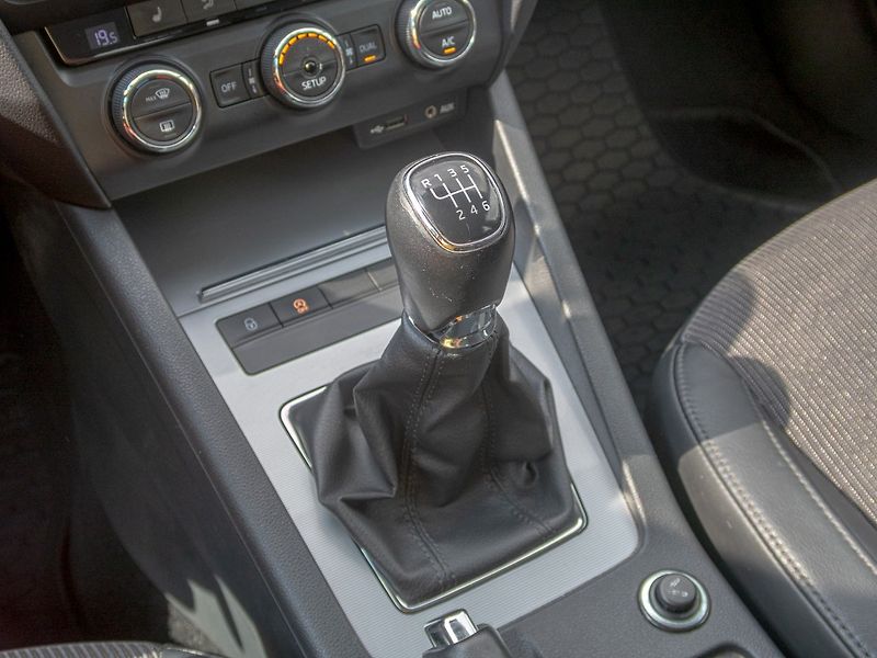 Škoda Octavia (2013) 1.4TSI 103KW – TAŽNÝ - fotka 25 z 46
