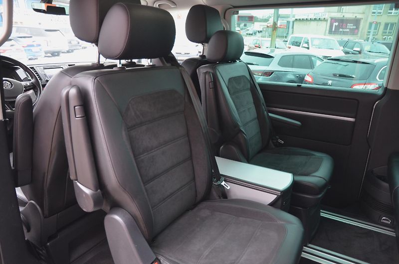 Volkswagen Multivan (2017) TDi 150kW 4x4 DSG Highline ČR - fotka 18 z 48
