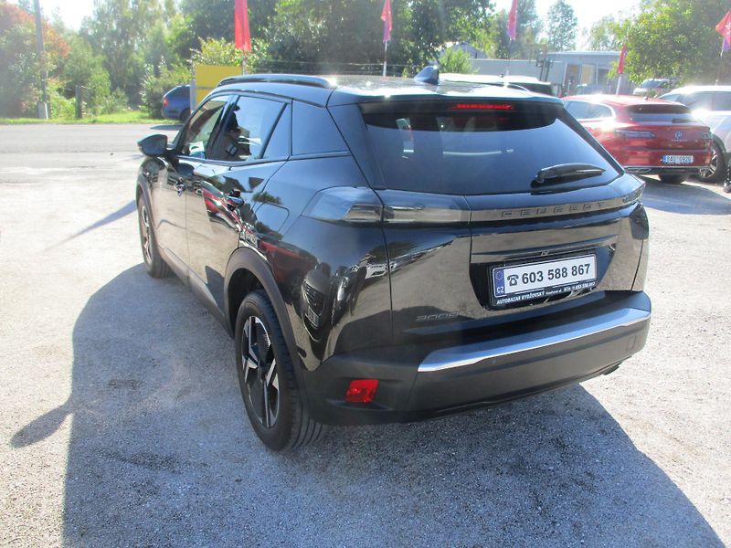 Peugeot 2008 (2024) 1,2 Pure Tech - fotka 4 z 10