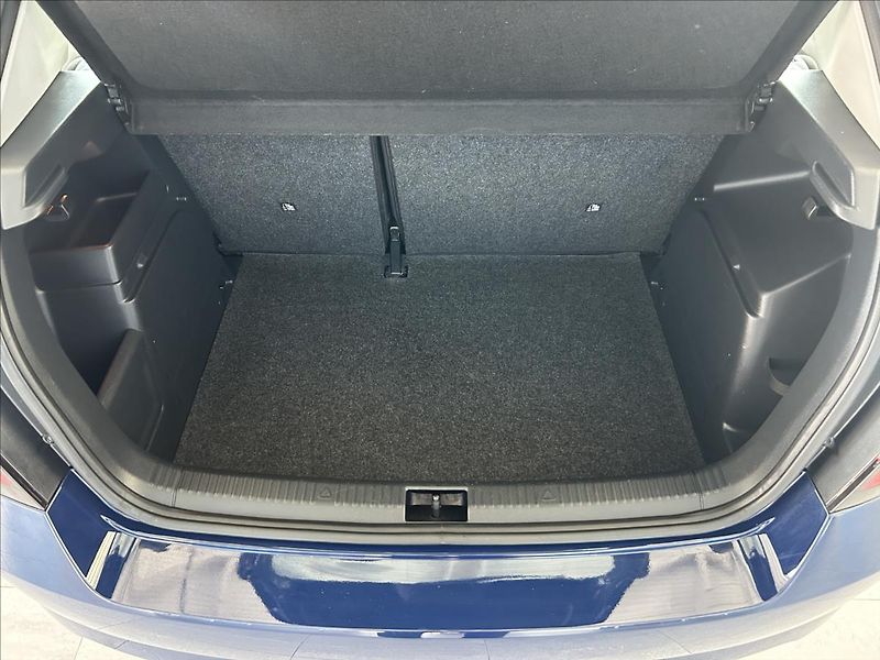 Škoda Fabia 1,2   TSI 66kW,SERVISKA,2.MAJ - fotka 19 z 20