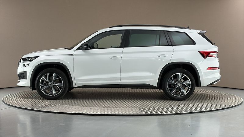 Škoda Kodiaq 2.0 TDI DSG 4x4 Sportline - fotka 4 z 29