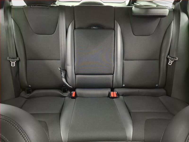 Volvo V60 (2017) D3 2.0, Automat, Xenony - fotka 10 z 20