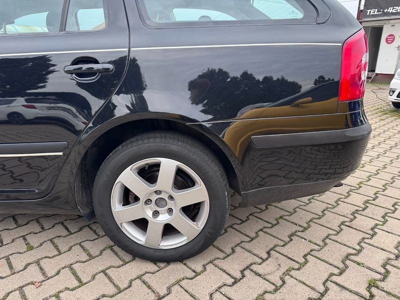 Škoda Octavia (2005) 1,9TDI 77KW TAŽNÉ BEZ DPF 1MAJ - fotka 15 z 48