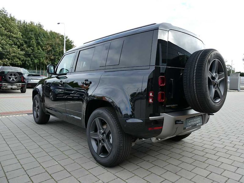 Land Rover Defender 110 3,0 X-Dynamic SE D250 - fotka 8 z 37