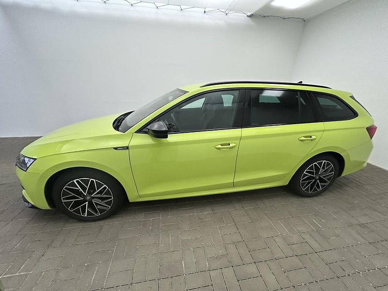 Škoda Octavia 2.0 TDI SportLine - fotka 3 z 23