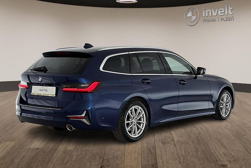 BMW Řada 3 320d xDrive - fotka 3 z 27