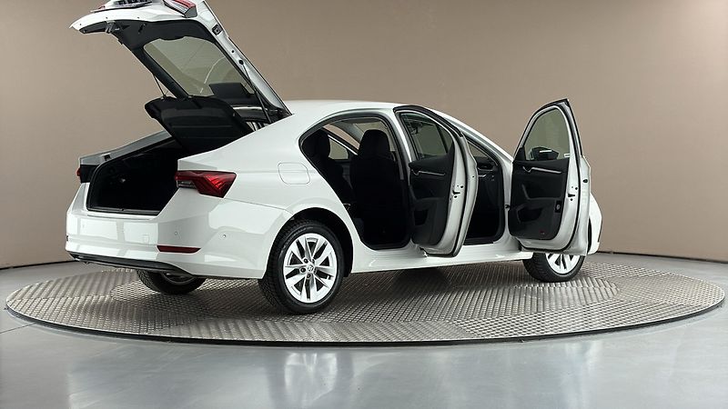 Škoda Octavia 2.0 TDI DSG Style - fotka 6 z 27