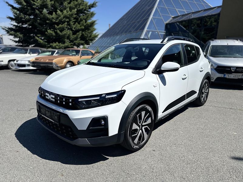 Dacia Sandero (2026) STEPWAY HYBRID 155 - ŘÍJEN - fotografie inzerátu