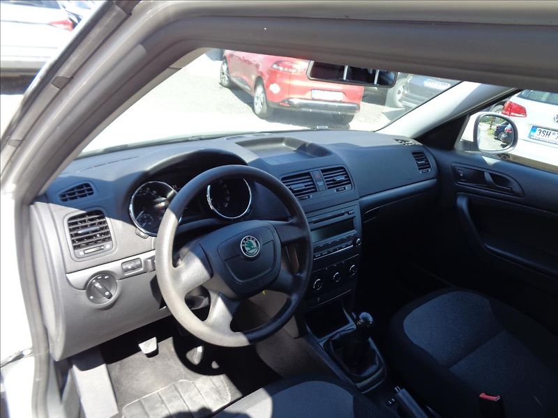 Škoda Yeti 2,0 - fotka 15 z 18