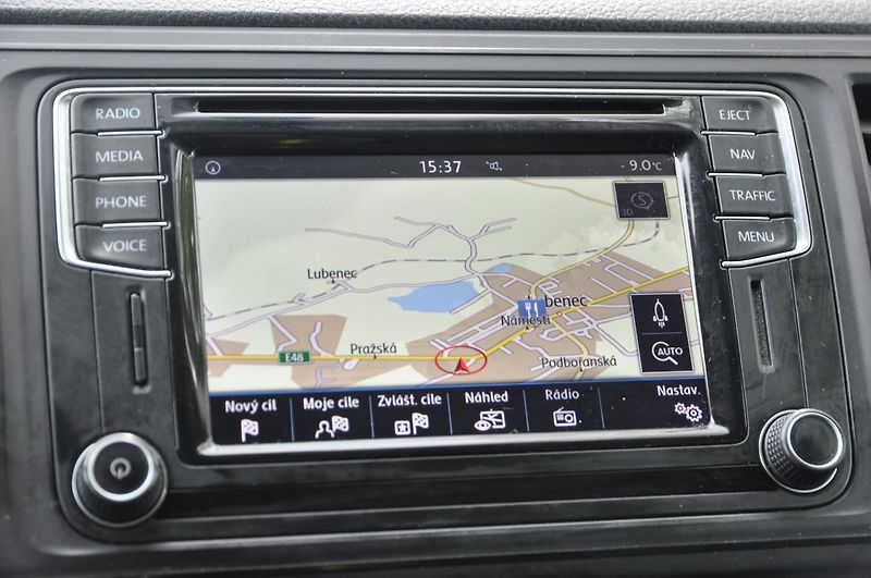 Volkswagen Caravelle 2.0TDi 150kW 4x4 A/T Liberty - fotka 14 z 21
